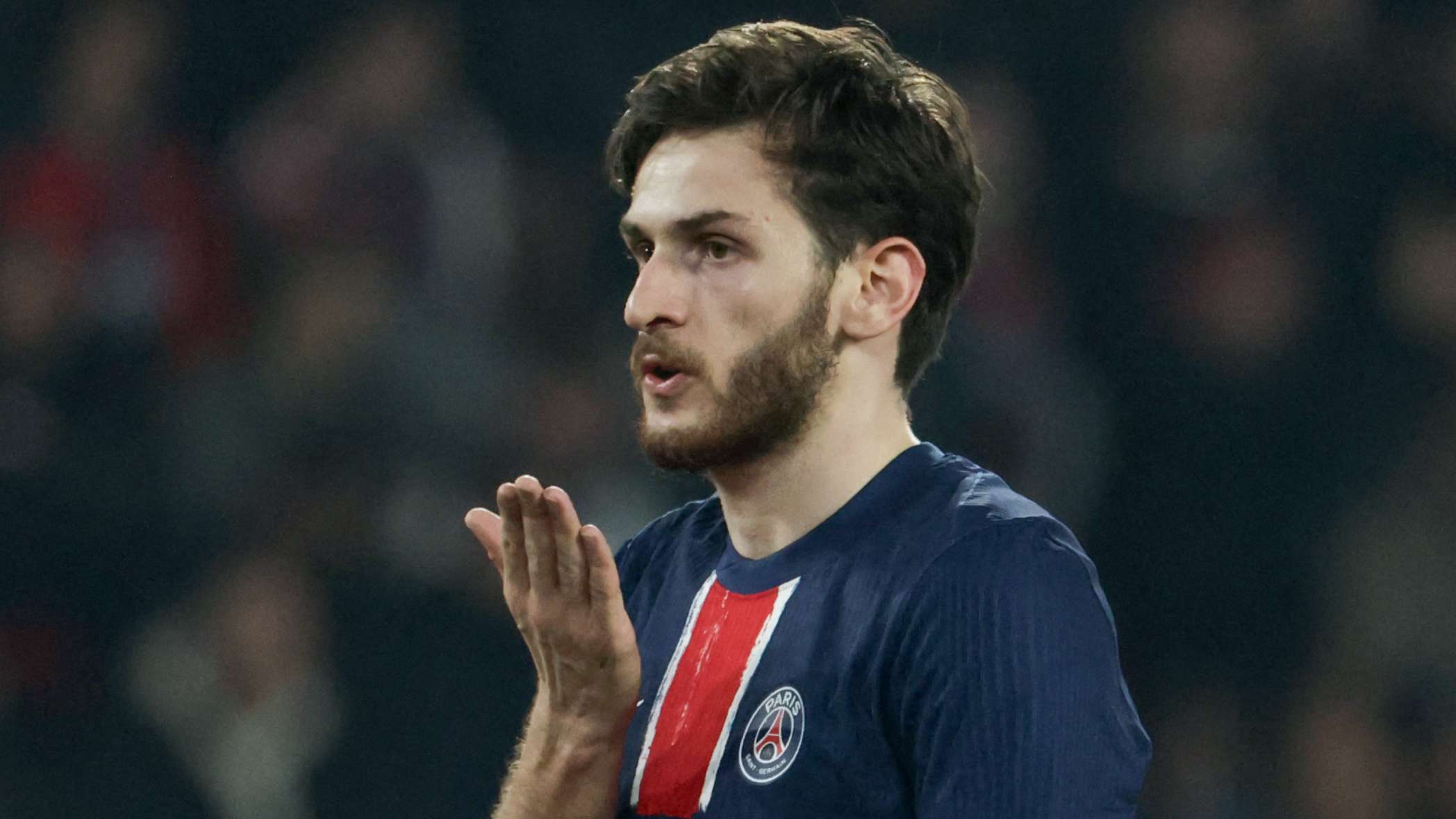 手以惊人的 手以惊人的