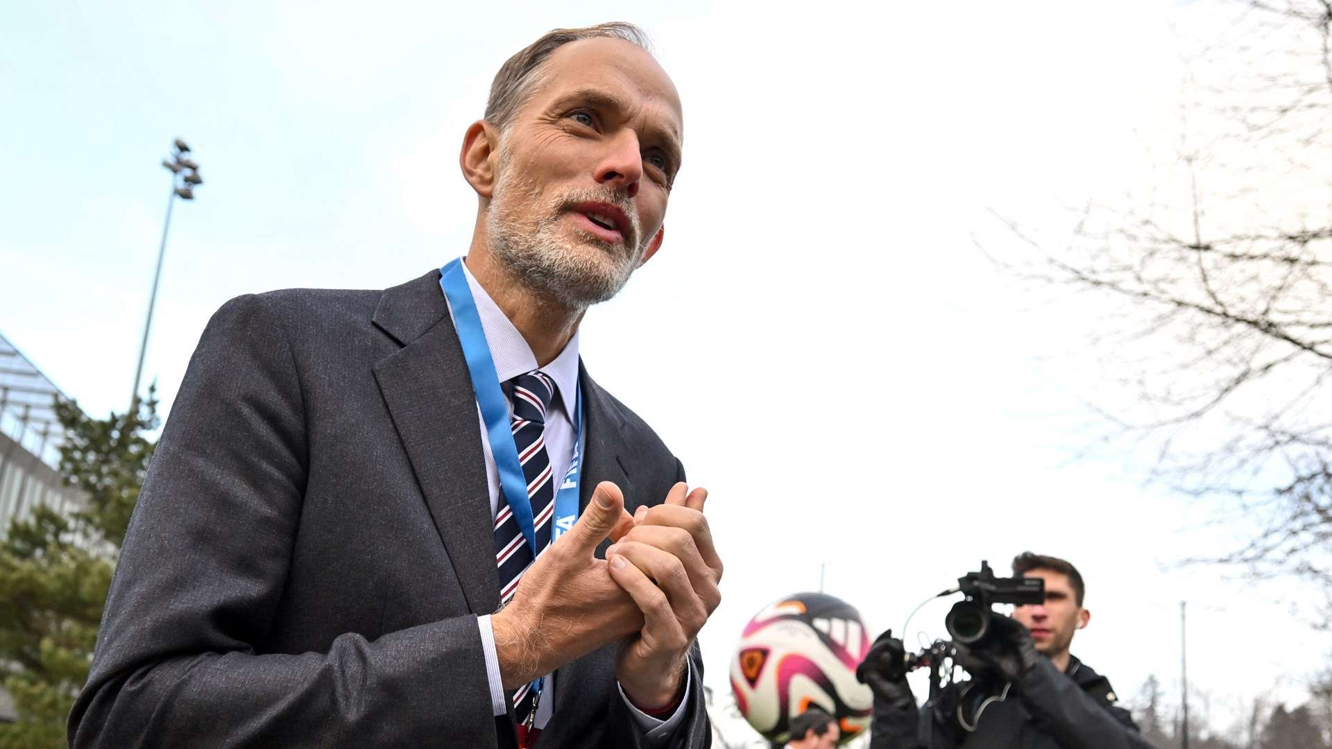 方面投入了 方面投入了